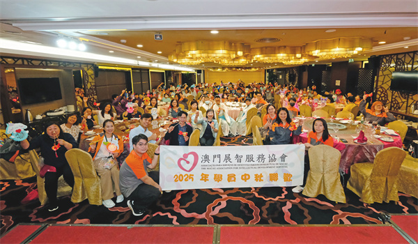 大合照.jpg